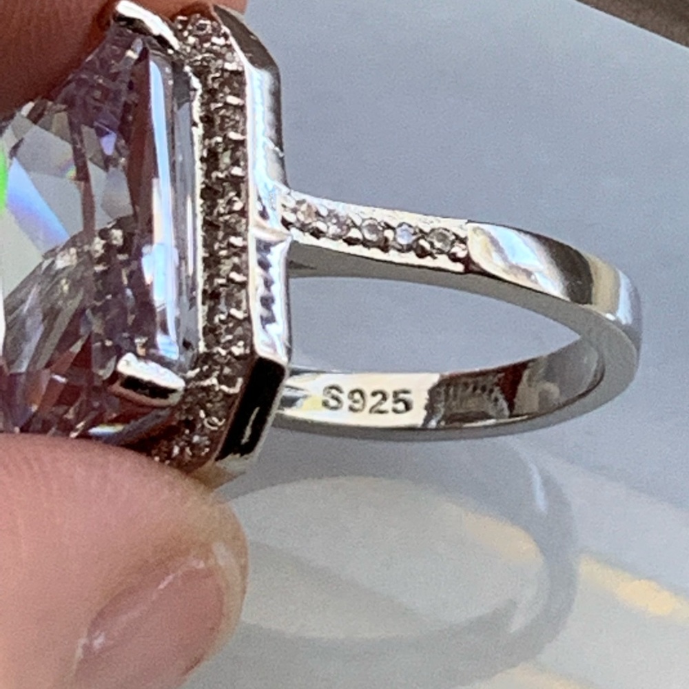 NEW 💕Fun Sapphire Bling Ring Emerald Cut Sapphire - Picture 5 of 8